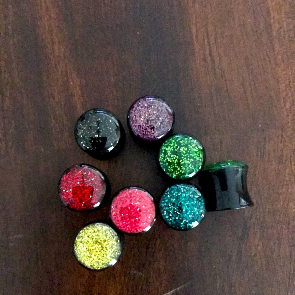 Multicolored glitter wedge style stretchers